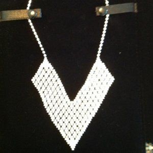 ELEGANT WOMEN'S FORMAL NECKLACE